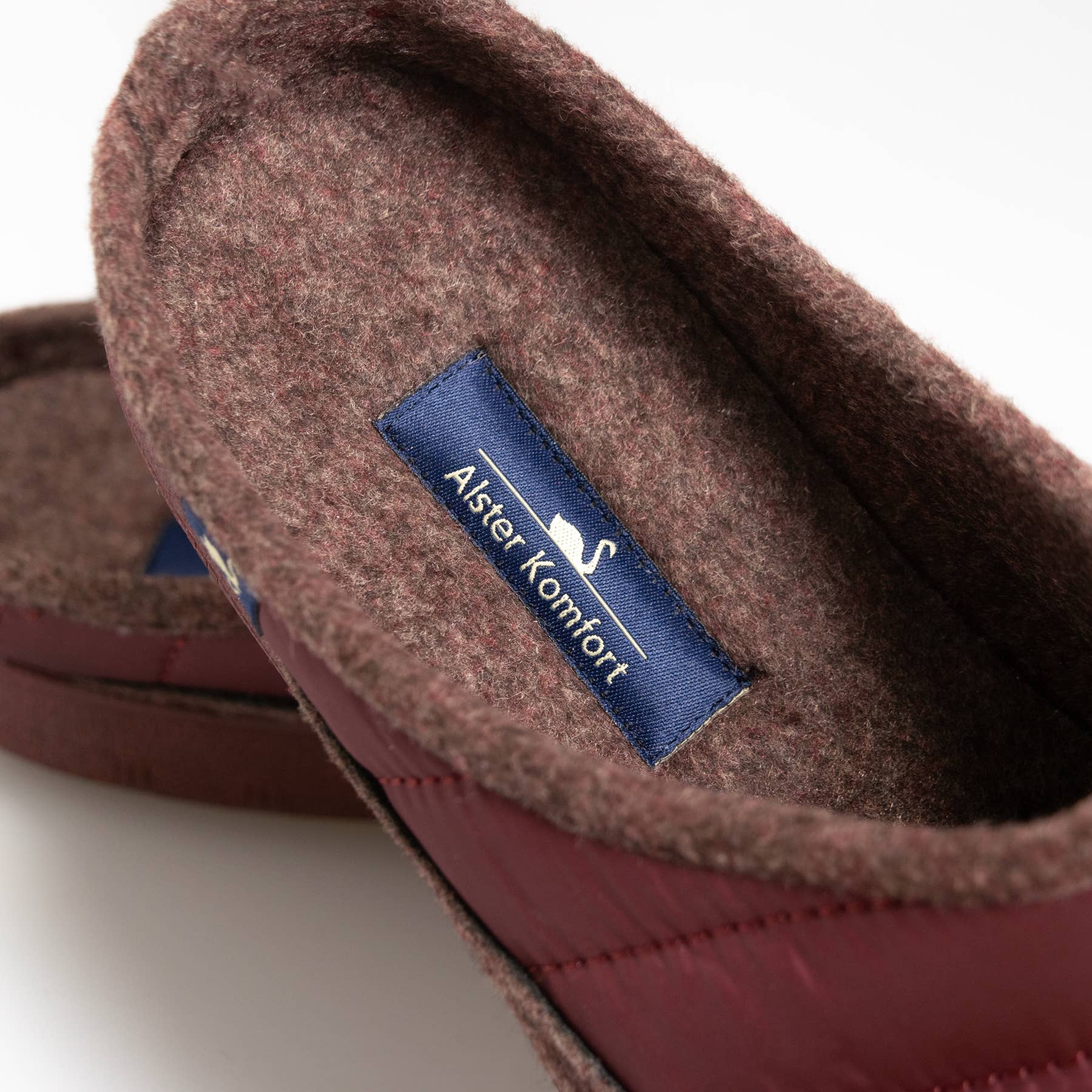Haikon Hada (Calzame, Alster Komfort, Timoni) - Wholesale Slippers - Women's - Venus Bordeaux Alster Comfort – House slipper with bio sole and recycled lining3