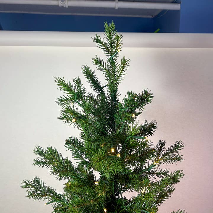 Jacobson - Wholesale Artificial Christmas Tree - 7.5ft Slim Pencil Christmas Tree - Hillside Spruce4