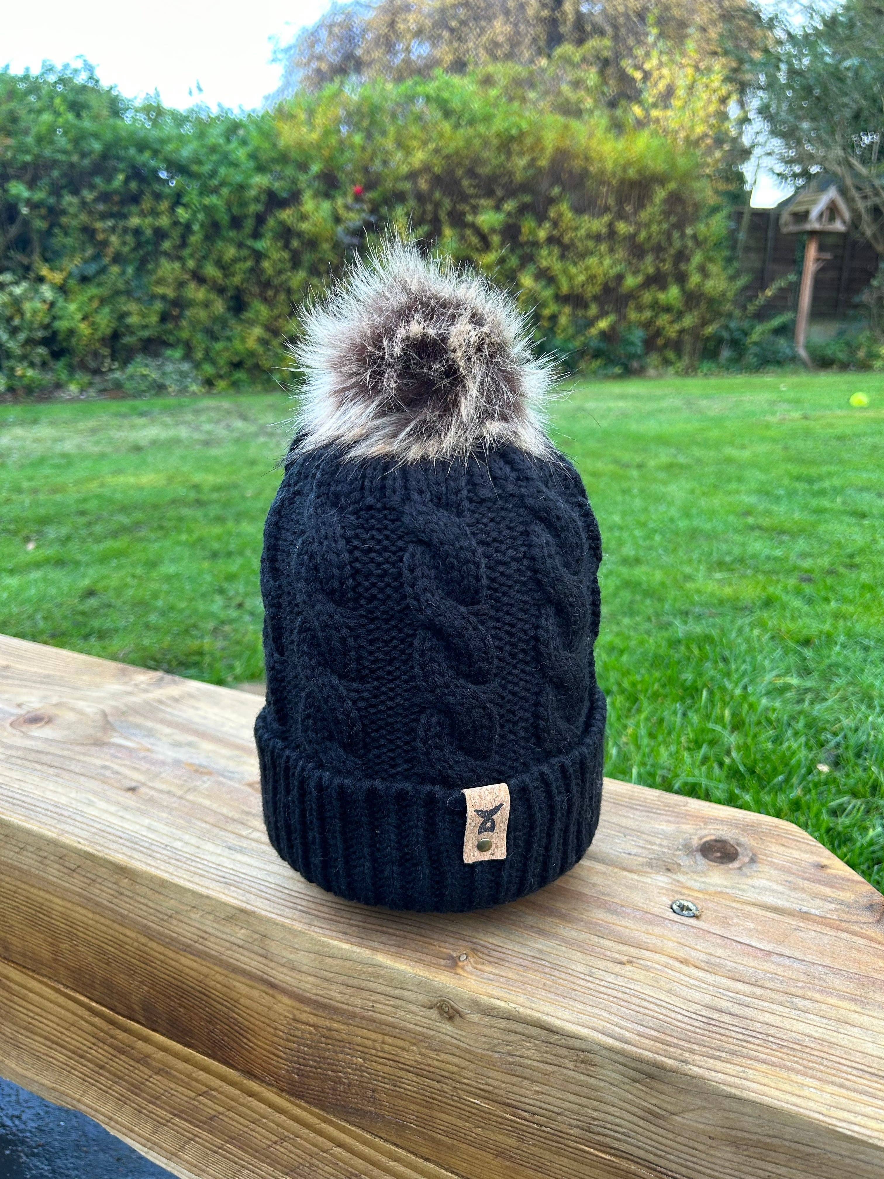 Mermaid Marys – wholesale Beanie – Women's – Patterned Chunky Knit Beanie6