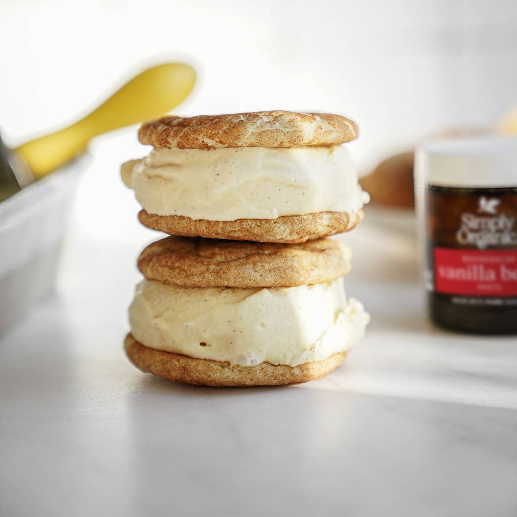 Simply Organic - Wholesale Vanilla/Fruit Extract - Madagascar Vanilla Bean Paste, Certified Organic, 2 Fl Oz1