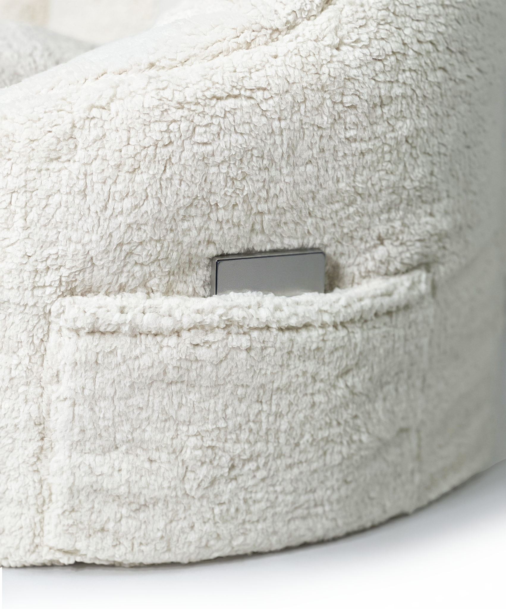 Mimish - Wholesale Chair - Campus Round Beanbag in Cozy Sherpa - Coconut5