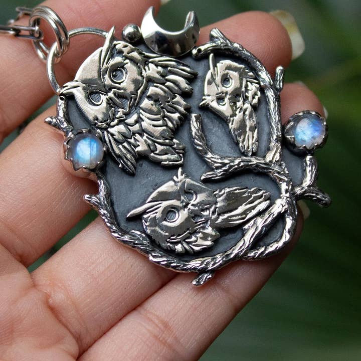 Ambra Jewels - Wholesale Individual charm/pendant - Night's Watch: Three Owls and Moonstone Pendant AP-70431