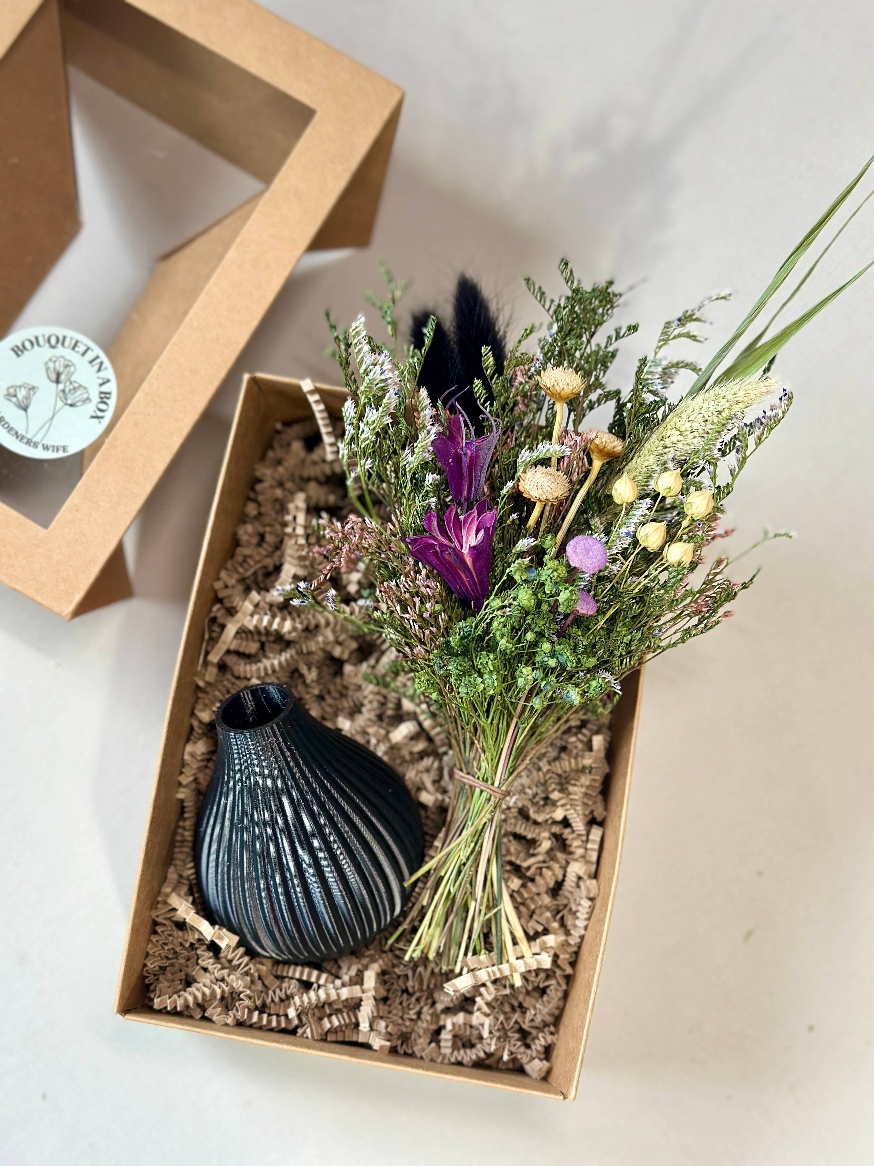 The Gardeners Wife - Wholesale Vase -  Bouquet in a Box — Dried Floral Bouquet + Vase Gift Set 8
