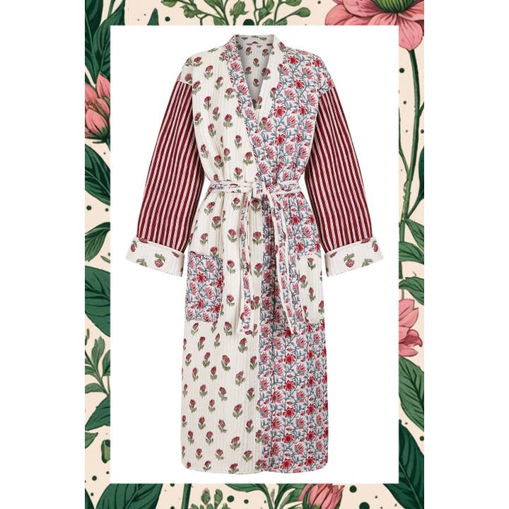 PATCHWORK REVERSIBLE QUILTED ROBE IN SHADES OF PINK for wholesale by Iturrienea