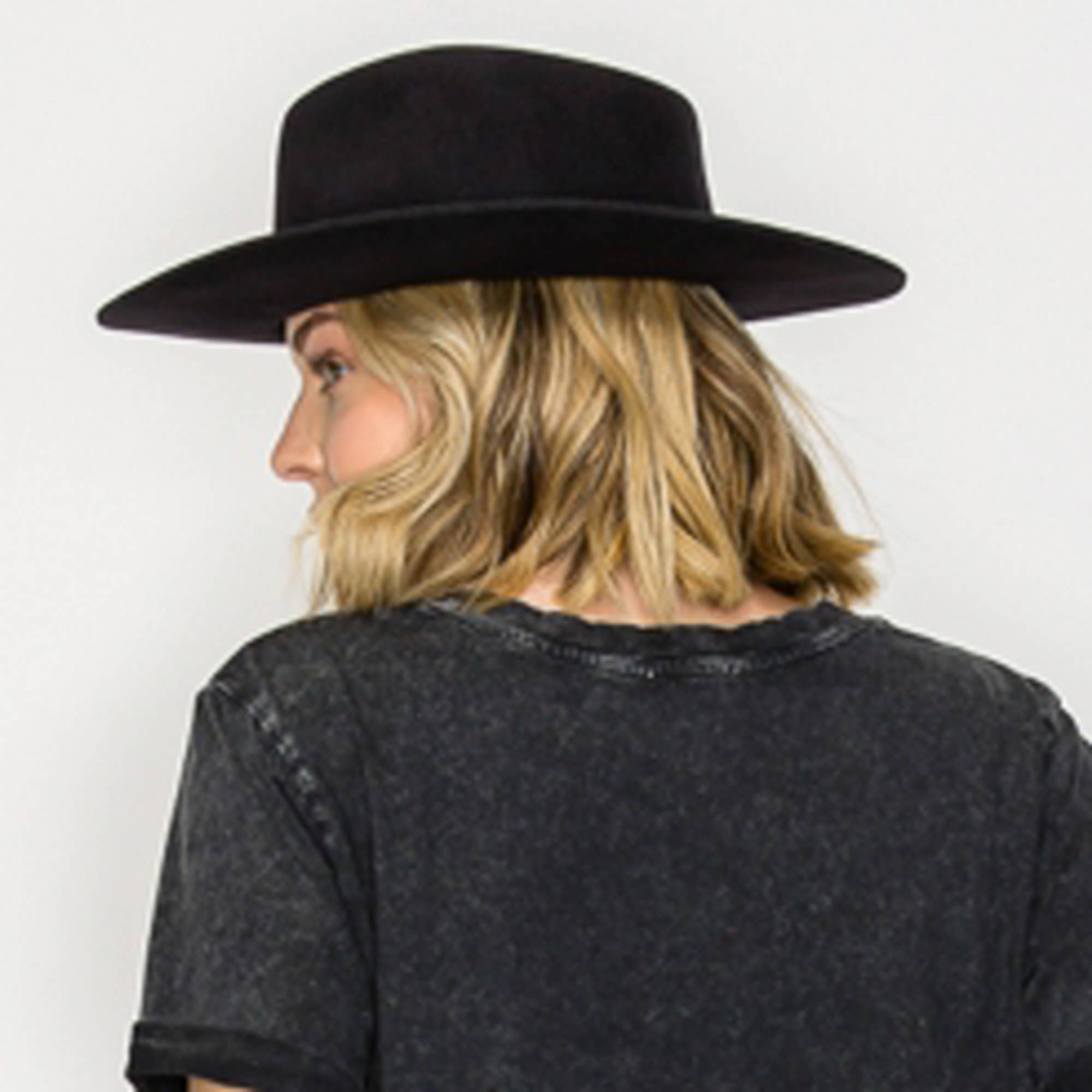 Queens INC - Wholesale Fedora - Women's - Stiff Short  Brim Rancher in  Suede Hat1