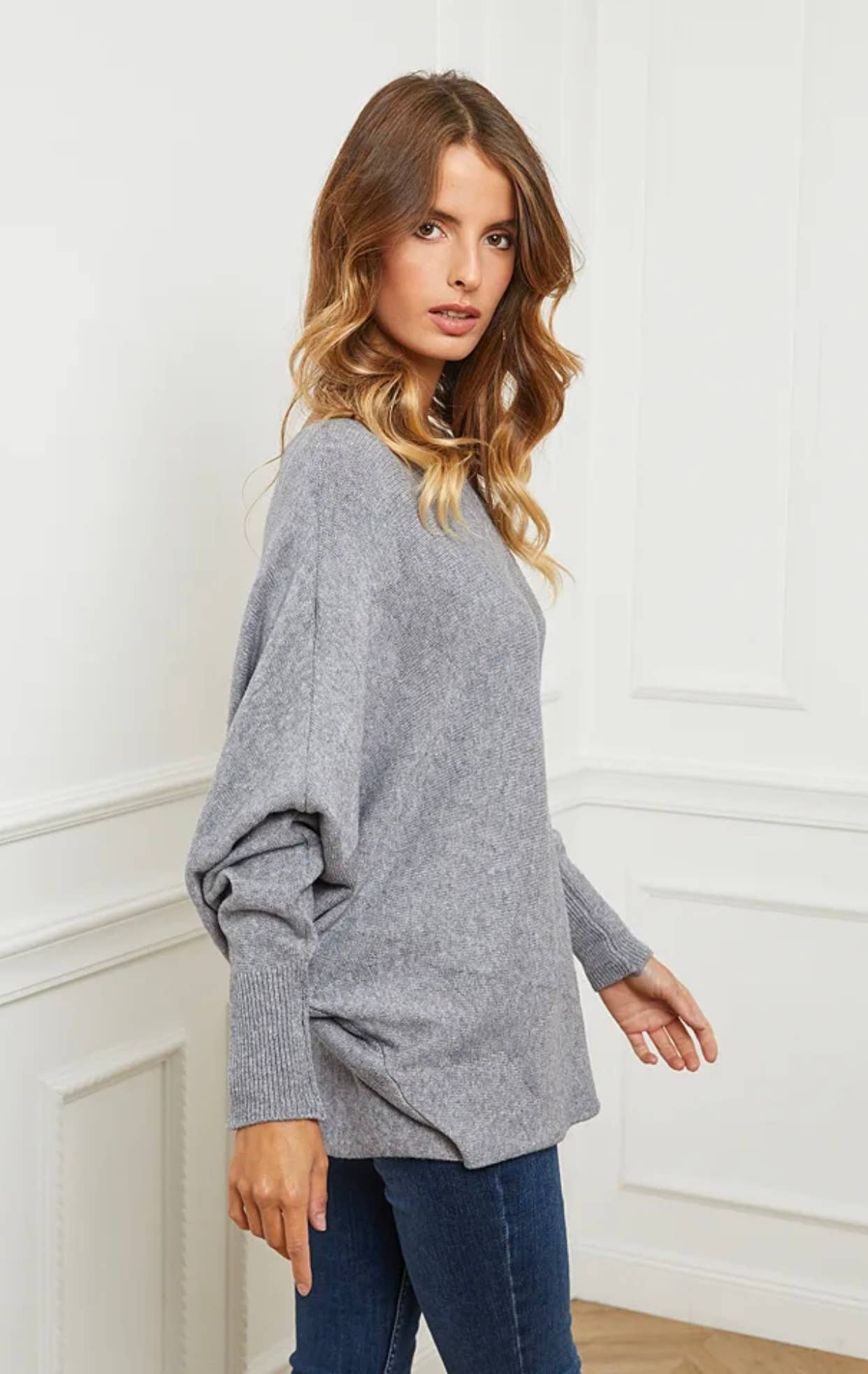 LÉA & LUC - Wholesale Knit Sweater - Women's - Star sweater REF. 009833