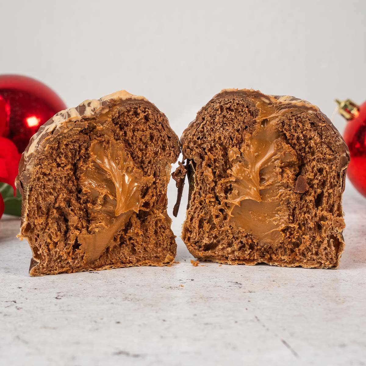 Sicilyaddict - Wholesale Cake - Artisanal mini panettone with ciokocaramel flavor 150g4