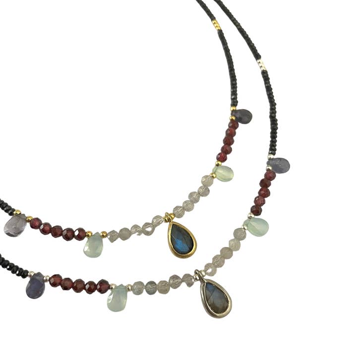 KETTING MET MAAN voor wholesale door Nativa Jewels