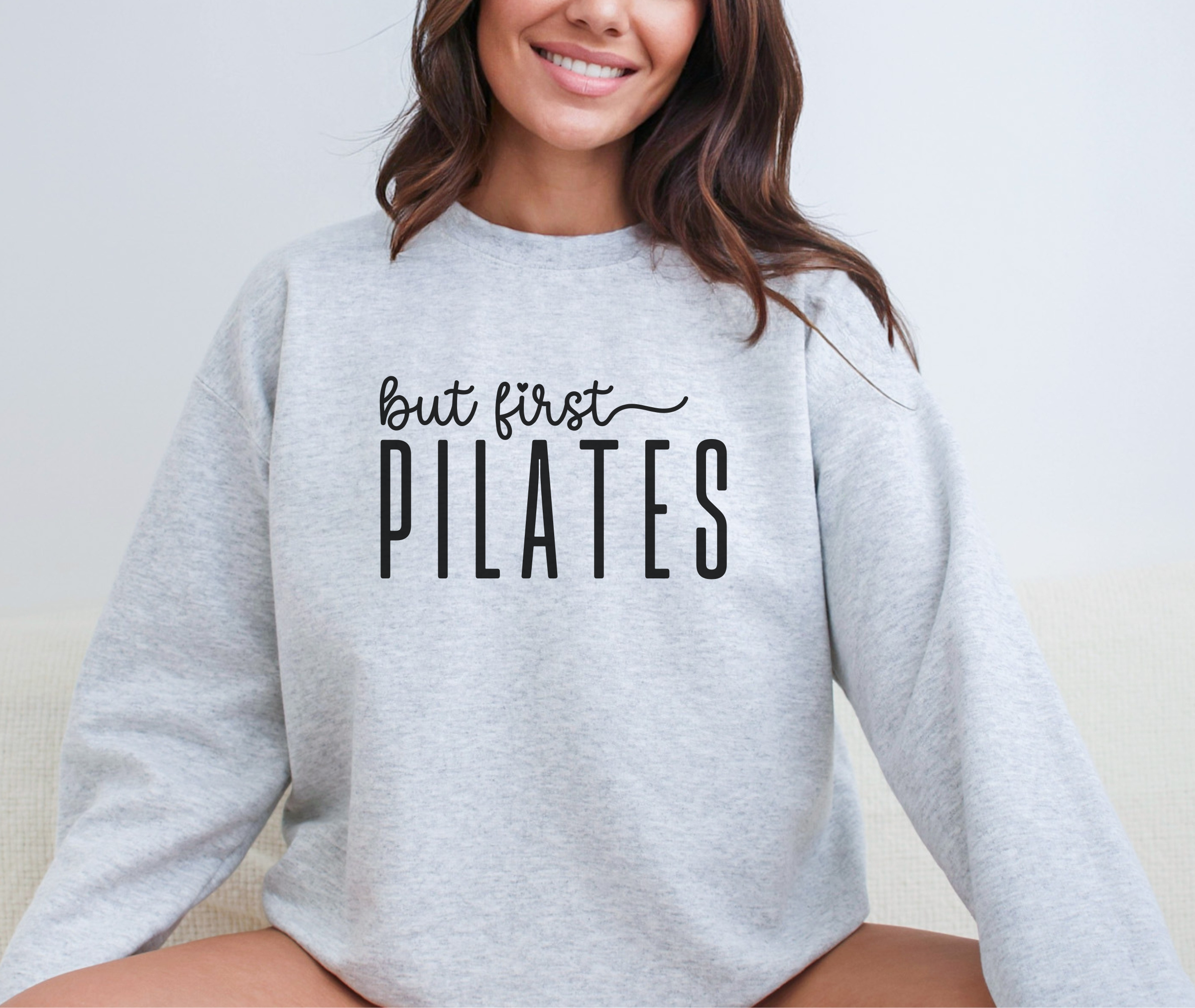Stiles Tee Co. – wholesale Sweatshirt med tryck - Unisex – Pilates-tröja – Men först Pilates – Träningskläder6