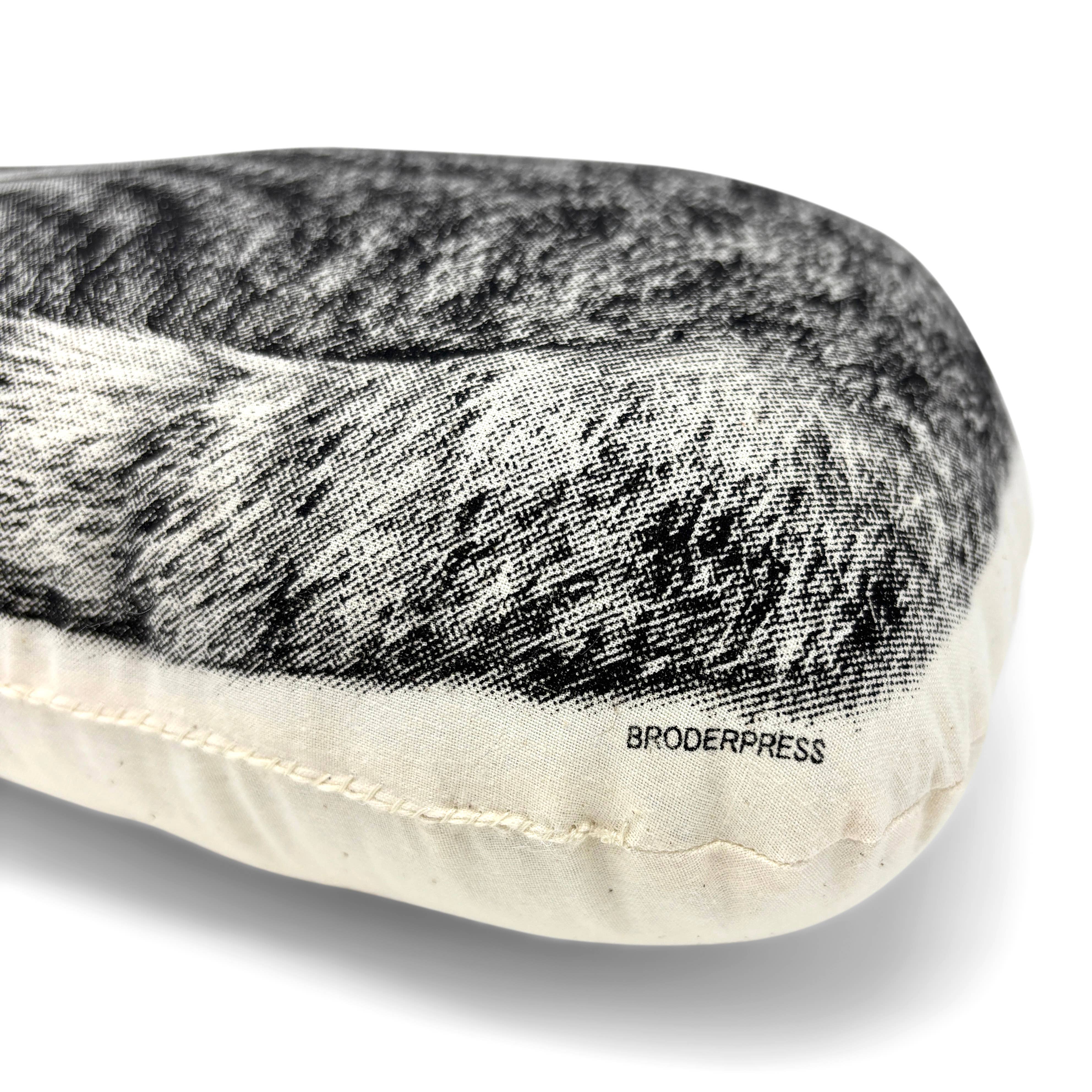 Broderpress - Vente Coussin décoratif - Coussin chat endormi en forme profilée3