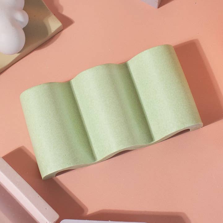 Plato Wiggle de color verde lima para venta al por mayor de Everyday Co.