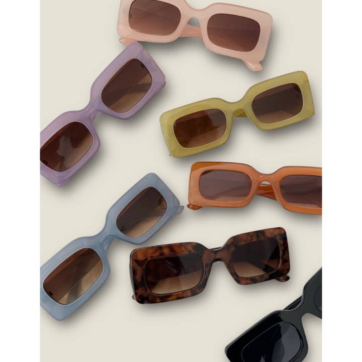 Lunettes de soleil à monture colorée rétro UV 400 - SOCARI pour la vente par LoveLina