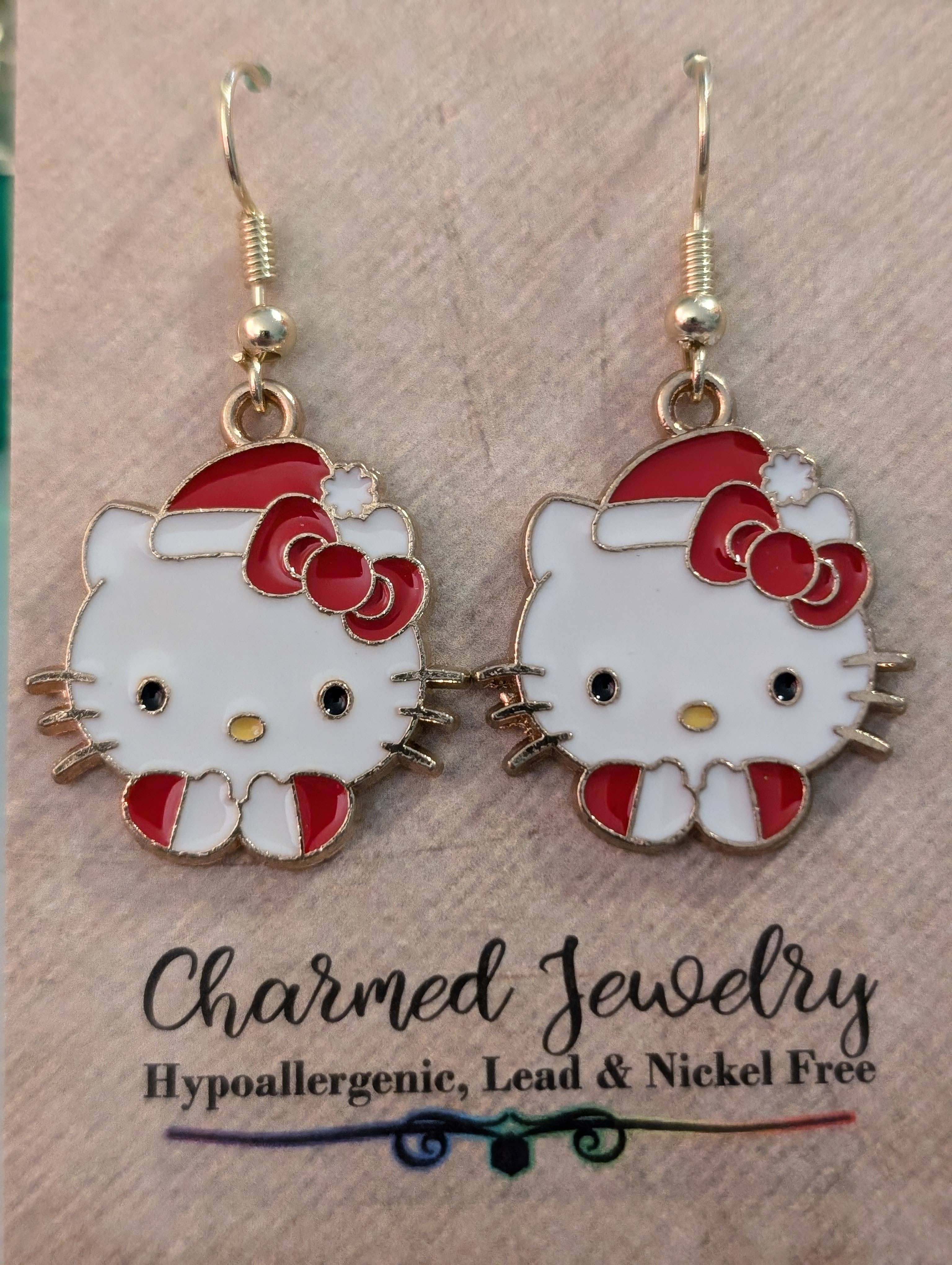Con-Quest Crafts - Vente Boucles d'oreilles pendantes - Boucles d'oreilles et collier Noël inspirés de Hello Kitty & ses amis7