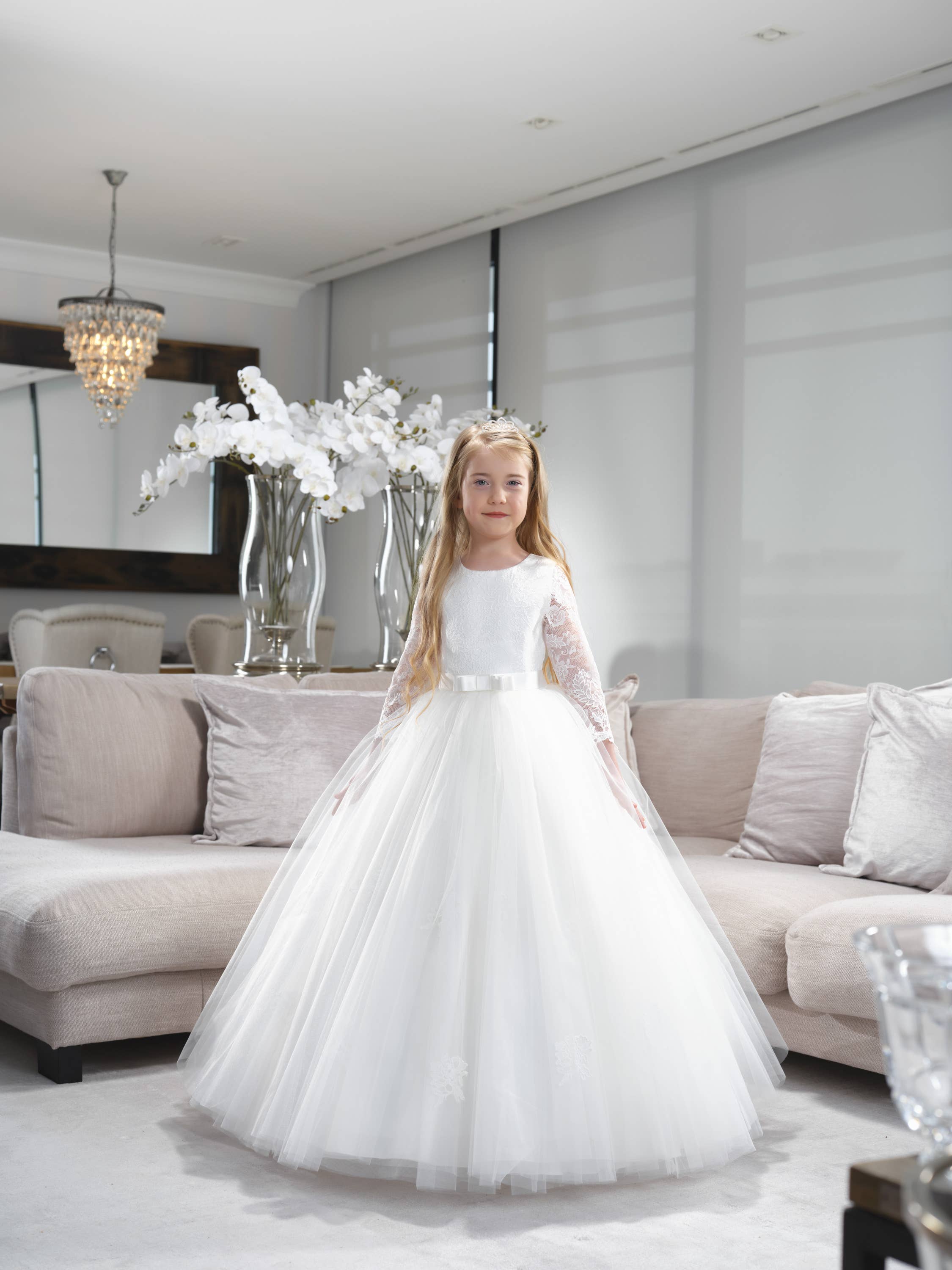 ivory NEW! Beautiful dress for girls, communion dress, flower girl for wholesale on Faire2