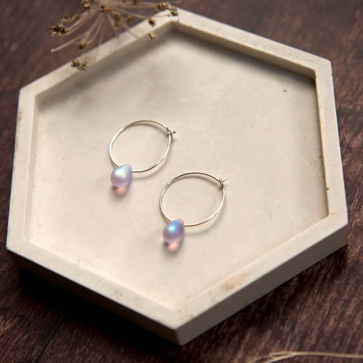 The Old Farmhouse Jewellery – wholesale Hängande örhängen – Teardrop Hoops, sterlingsilver, hoop-örhängen, presentidéer2