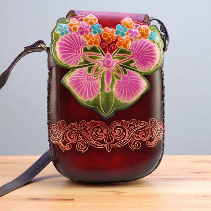 Sunflower Handmade leather inc - Vendita all'ingrosso Tracolla - Donna - Borsa a tracolla rettangolare in pelle fatta a mano con farfalla per telefono.5