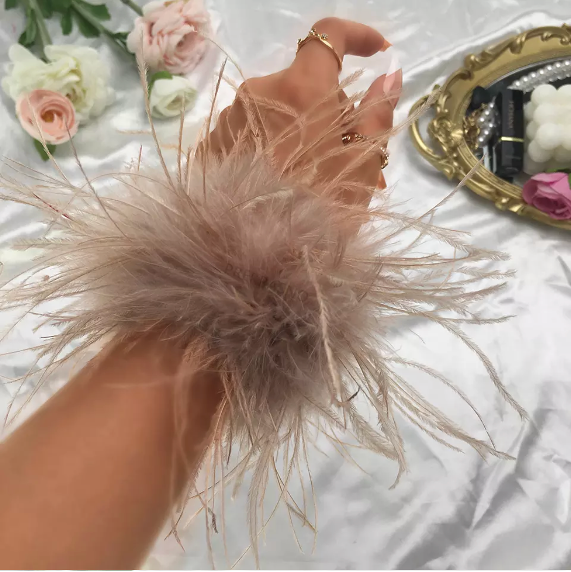 Feather Snap – wholesale Cuff bracelet – Feathersnap® JUMBO Ostrich Feather Cuff Bracelet Pair10
