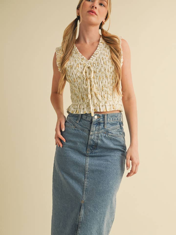 &MERCI - Wholesale Blouse - Women's - SMOCKED RUFFLE TIE FRONT TOP MTP39943