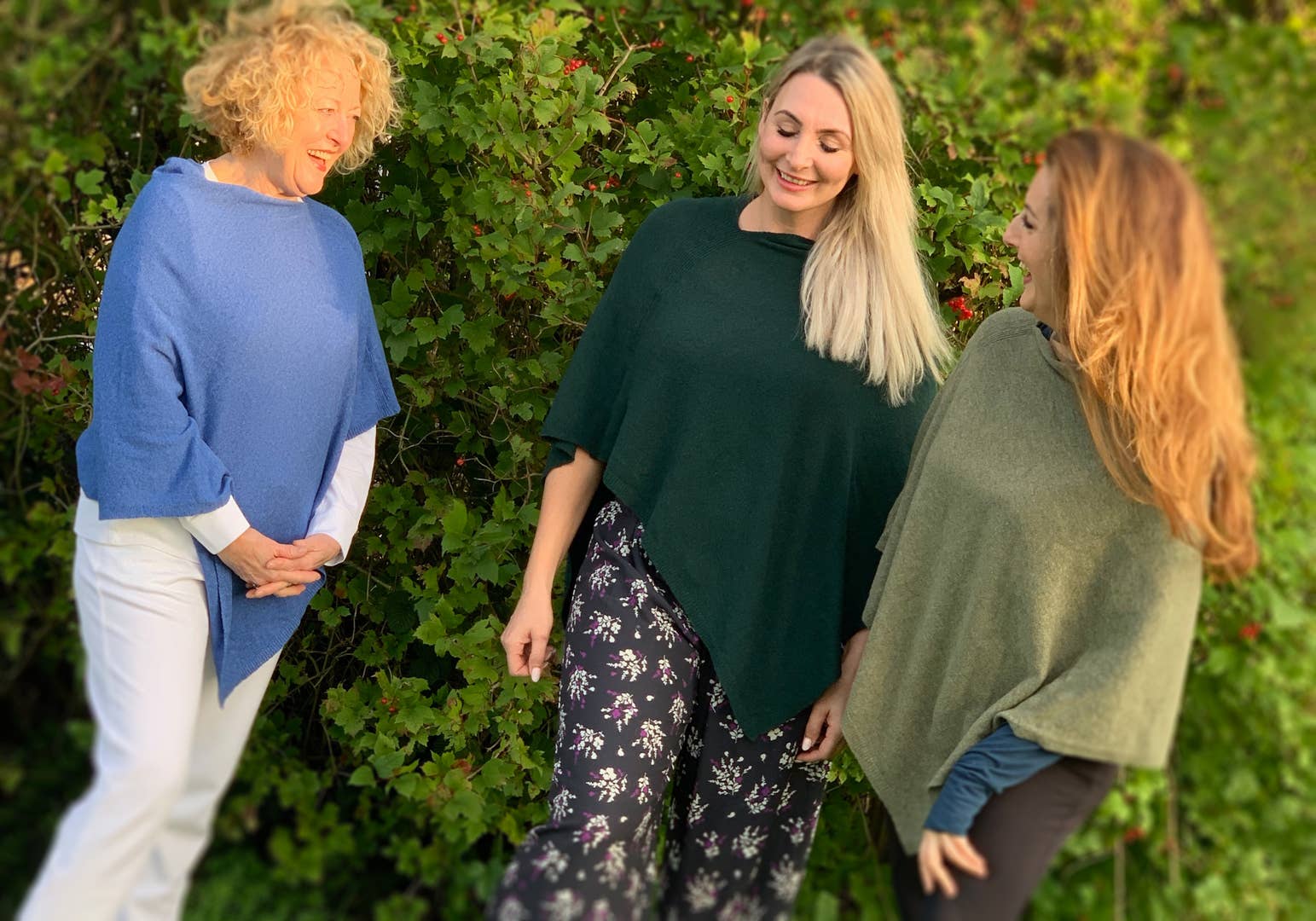 Creatico - Wholesale Poncho - Women's - House of Conti Firenze Cashmere Blend Italian Poncho Regular79