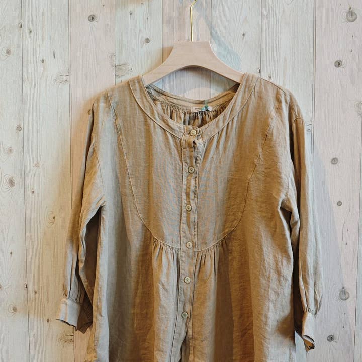 REF 17841 BLOUSE WITH MAO COLLAR 100% LINEN and other Purchase Wholesale puro lino. Free Returns & Net 60 Terms on Faire trending on Faire.