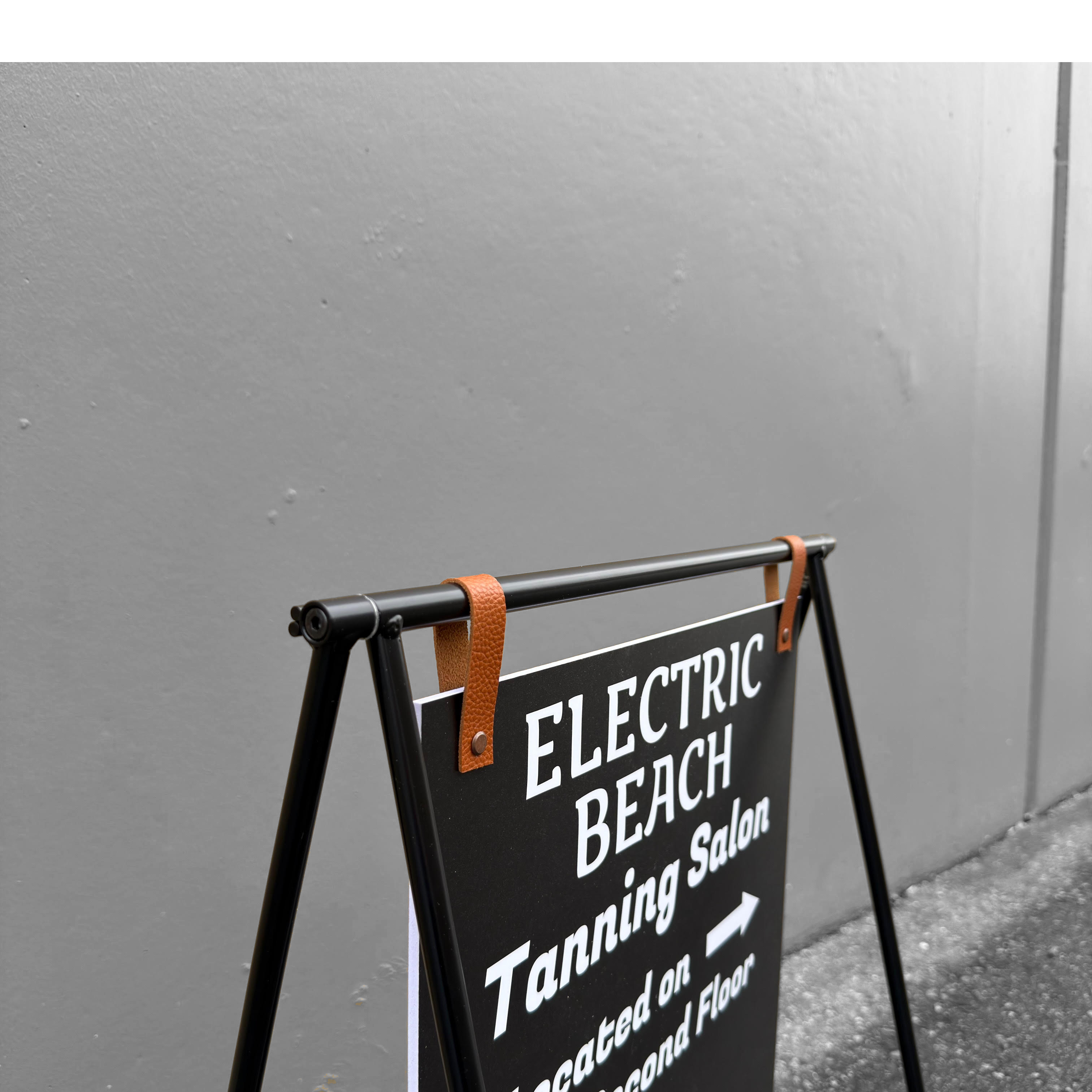 DisplayCanada - Wholesale Outdoor Sign - Small Metal A-Frame Sidewalk Sign with PVC Panel – Durable Outdoor Advertising Sign1