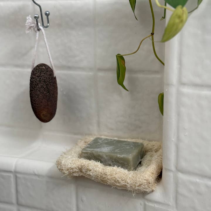 Me Mother Earth - Wholesale Bath Soap Dish - Natural Loofah Soap Dish4