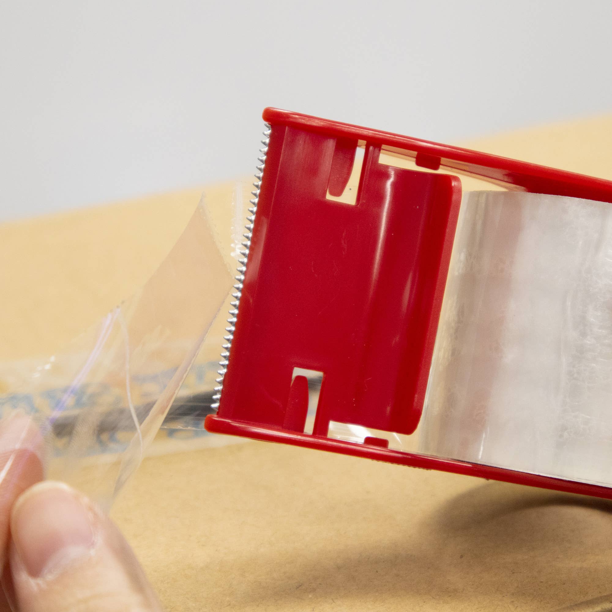 BAZIC Products - Vente Rubans adhésifs - Ruban d'emballage transparent avec dévidoir 1,88 po x 800 po4