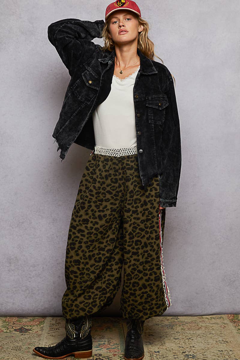 Pol Clothing - Wholesale Jacket - Women's - Pocket Front Button Down Corduroy Trucker Jacket SALE18