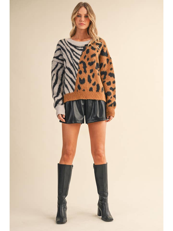 IT4445 MULTI ANIMAL DUO PRINTED SOFT SWEATER TOP for wholesale on Faire9