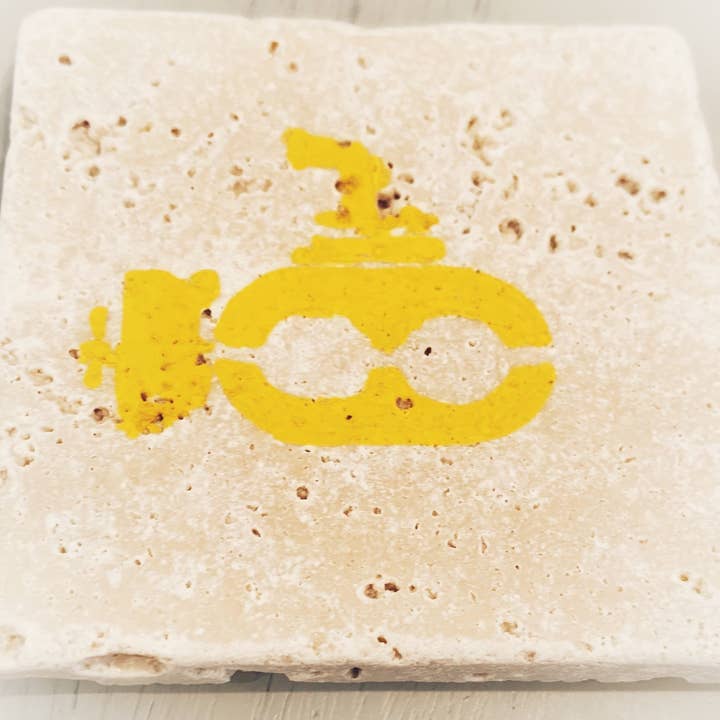 Sous-verres sous-marins jaunes (lot de 4) pour la vente par JAG/ged Edge Jewelry