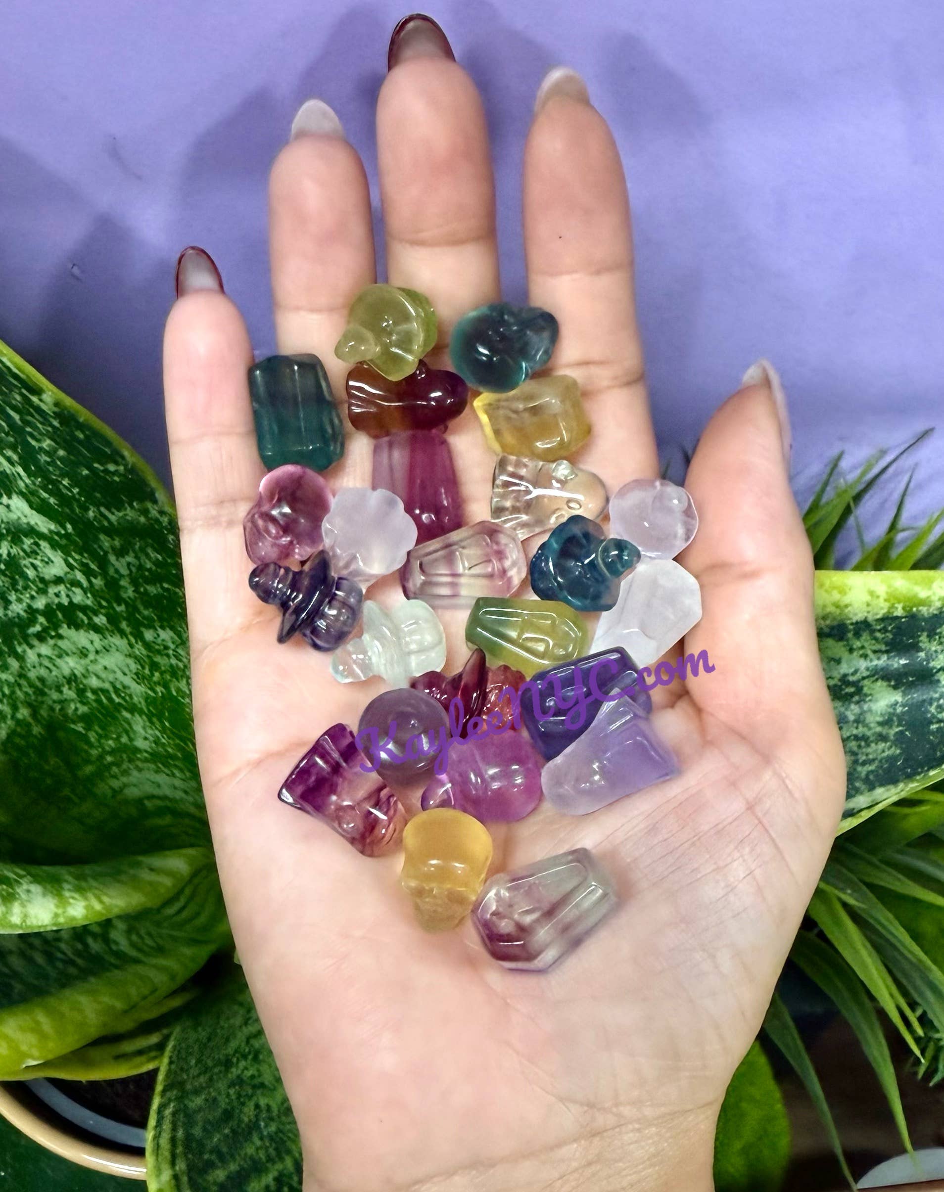 KayleeNYC – Großhandel Spiritueller Stein/Kristall – Mini Bonbon Fluorit Halloween-Schnitzereien Kristall8