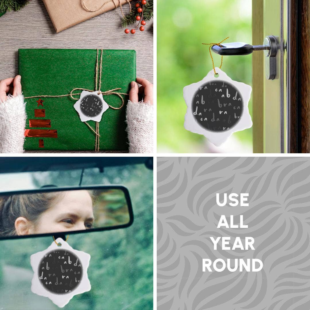 3dRose - Vendita all'ingrosso Decorazione - 3dRose, Abracadabra design tipografico divertente. Testo in sfumature di grigio su nero, Ornamento4