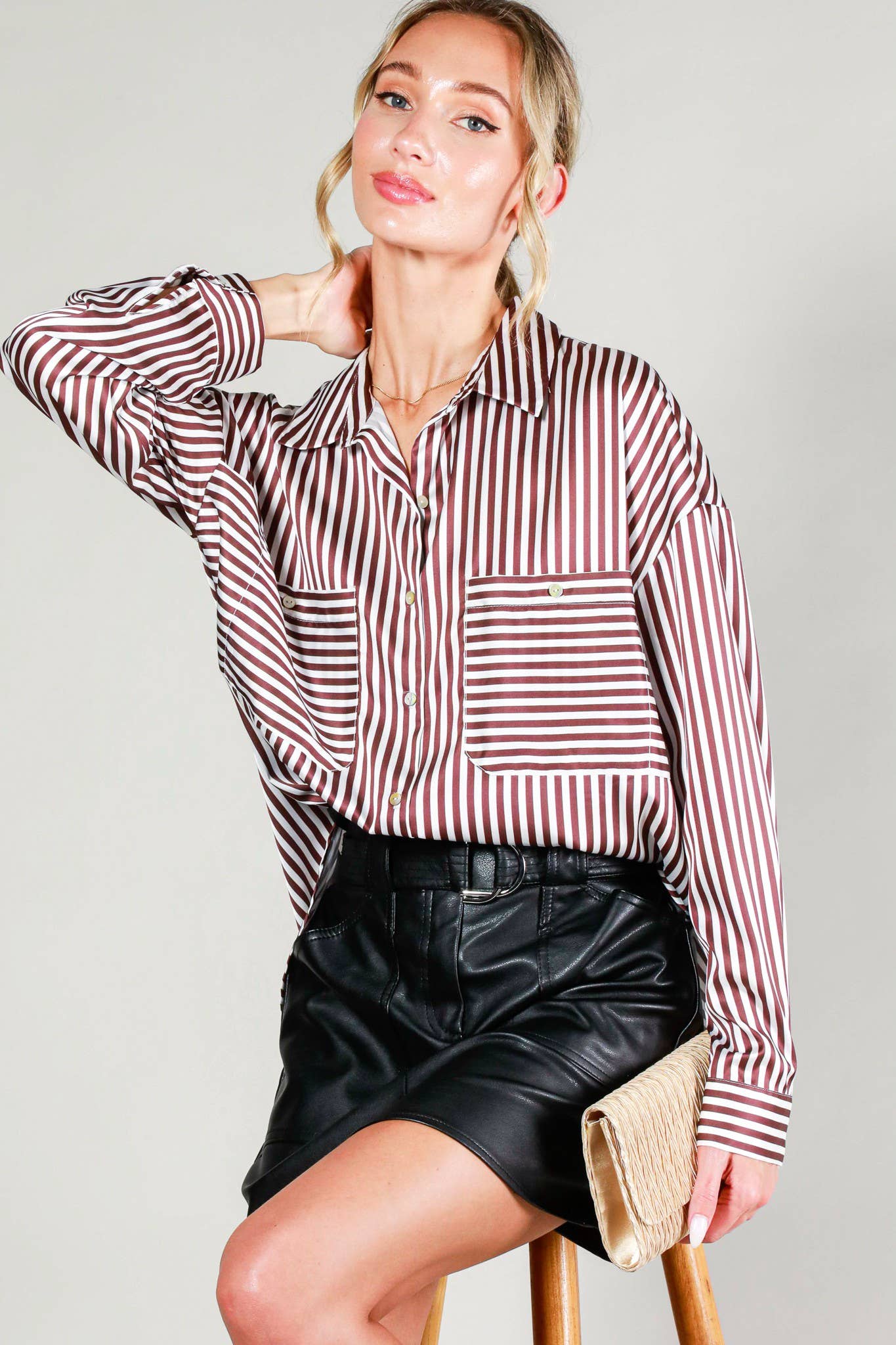 Vine & Love - Wholesale Button Down Shirt - Women's - Collar Neckline Pocket Detail Striped Satin Shirt VT813147