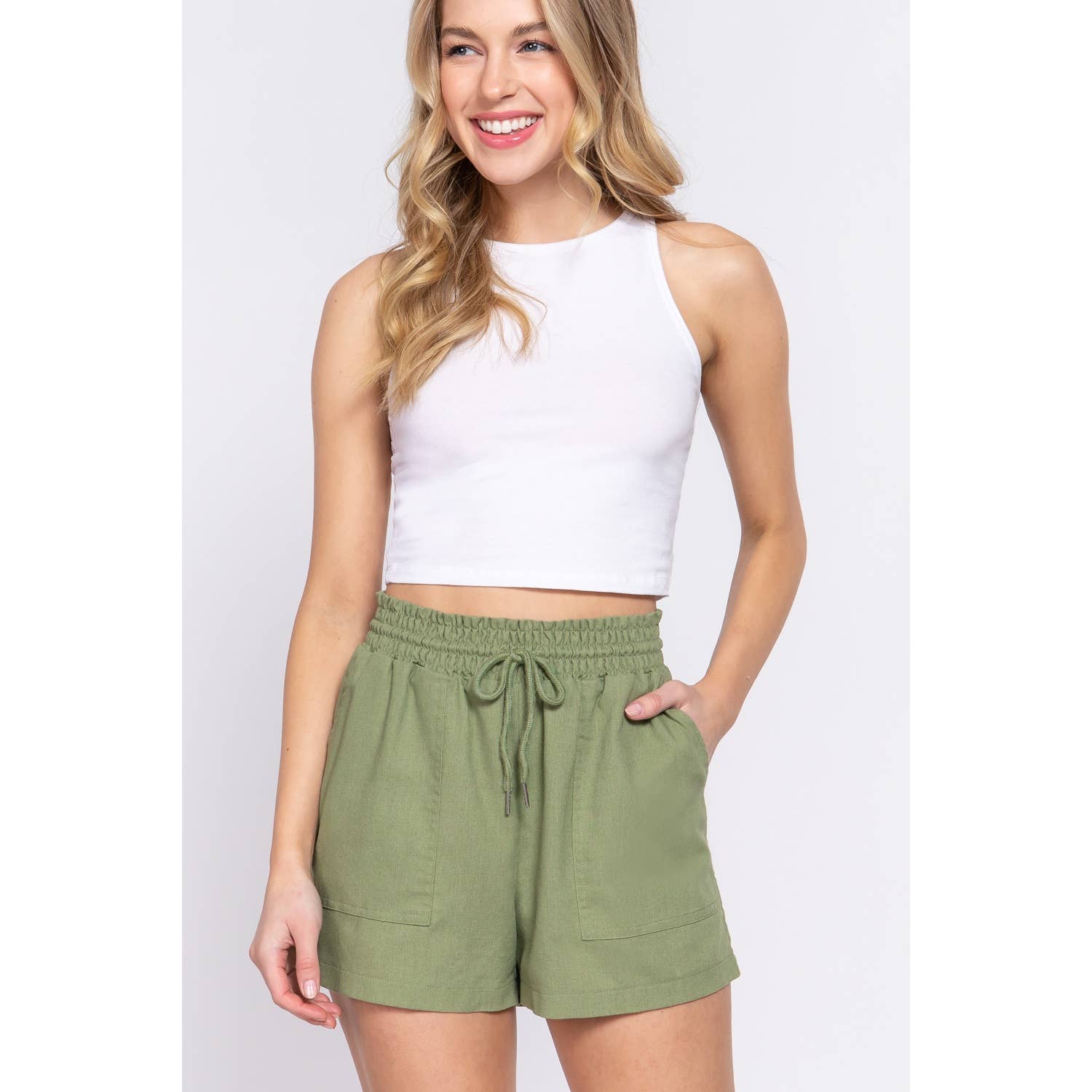 Paperdoll - Wholesale Korte broeken - Dames - LINNEN KORTE BROEK MET GEROOKTE TAILLE2