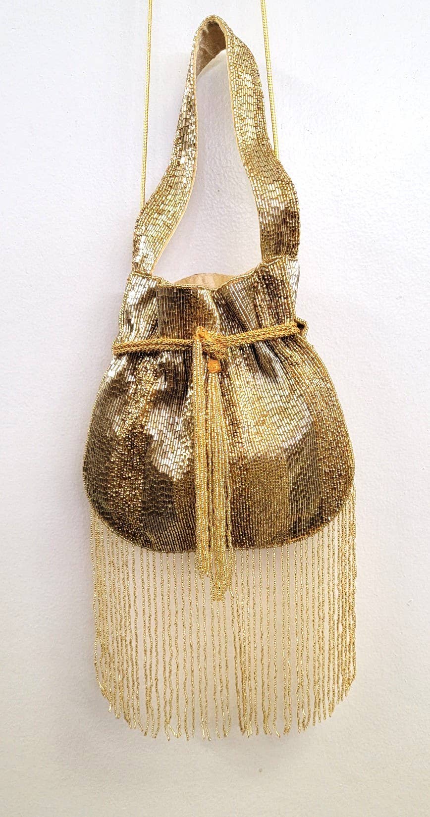 Or Sac fourre-tout à franges longues entièrement perlé en vente sur Faire