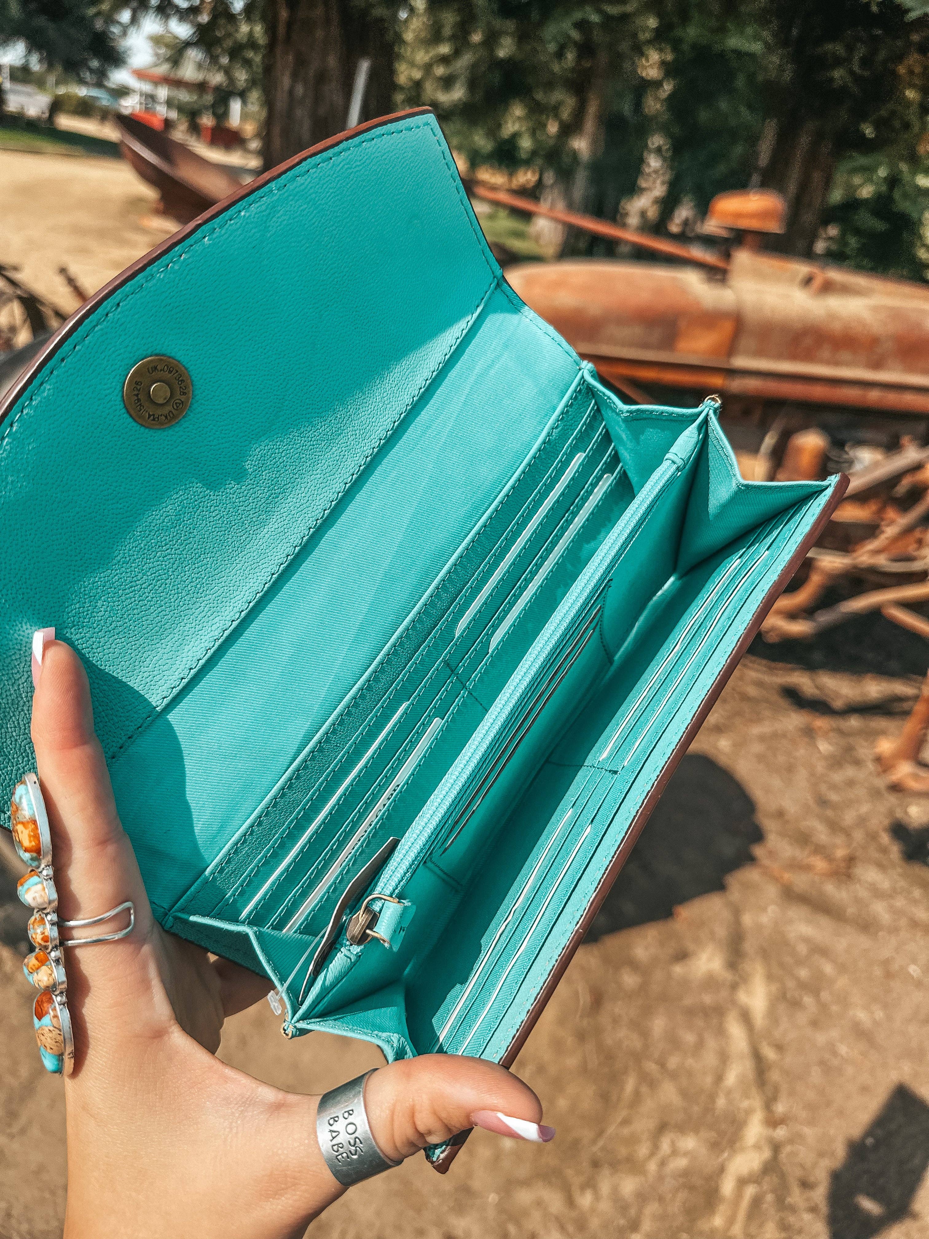 Haute Southern Hyde - Vente Portefeuille – femme - The Heart Stopper a Haute Southern Hyde de Beth Marie, en exclusivité4