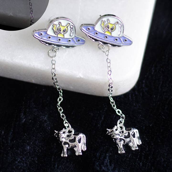 WONDER IMPORTS AUSTRALIA - Wholesale Dangle earrings - Alien Abduction Dangle Earrings Glow in the Dark0
