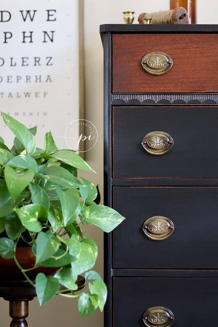 MudPaint – wholesale Paint set – Just Black - MudPaint Clay Furniture Paint10