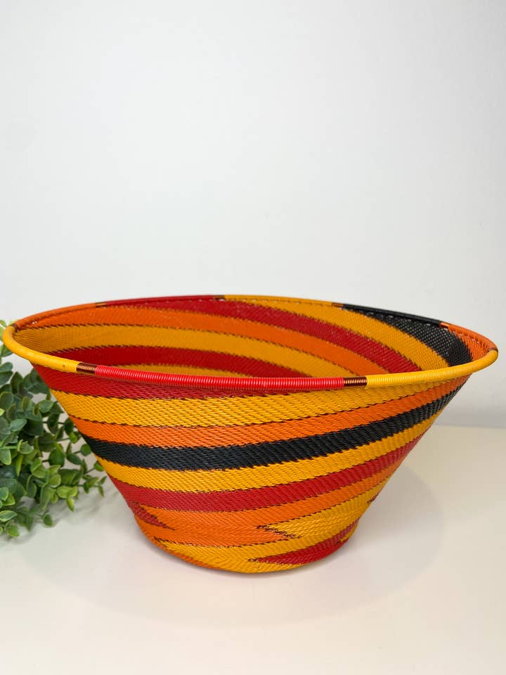 Grand demi-cône - African Fire pour la vente par Eve & Nico Gifts & Home Decor