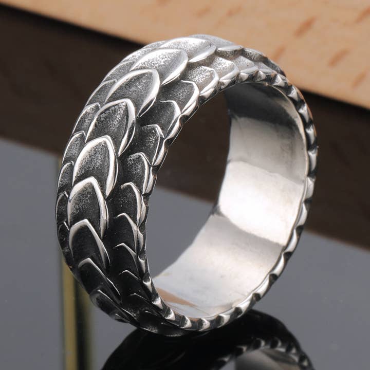 Retro Dragon Body Dragon Scale Domineering Ring for wholesale by Gemcohub