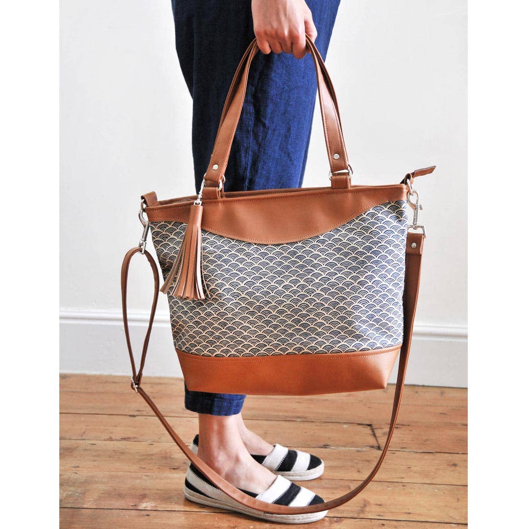 Lauren Holloway - Wholesale Shoulder Bag - Women's - Georgina Shoulder Bag - Blue Japanese Wave2