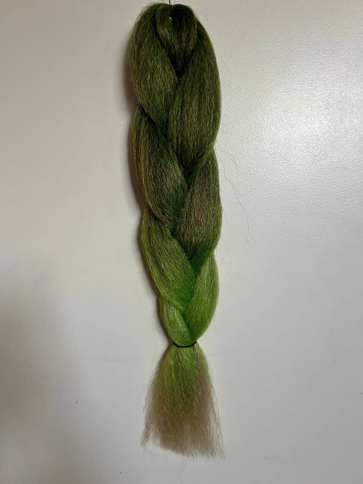 Gaias krona dreadlocks för wholesale av Pandoras Lox Dread Shop