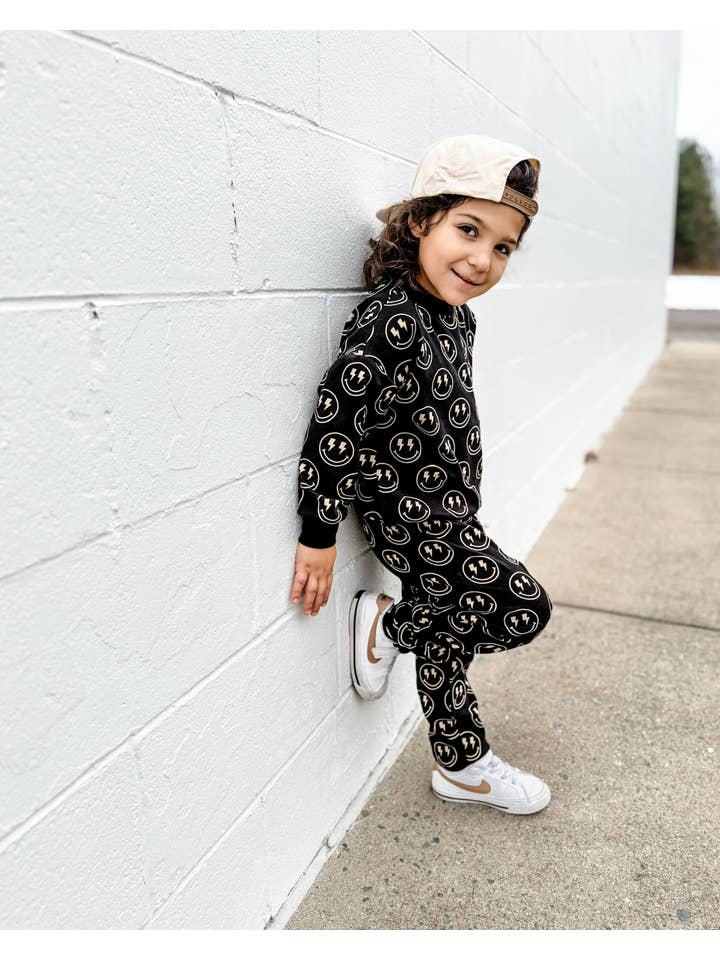 Lucky Panda Kids - Wholesale Lounge Set - Kids - Jogger Set | Electric Smiley