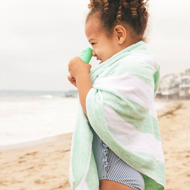 MDSolarSciences - Wholesale Sunscreen - KidStick SPF 40 Sunscreen Stick for Kids4