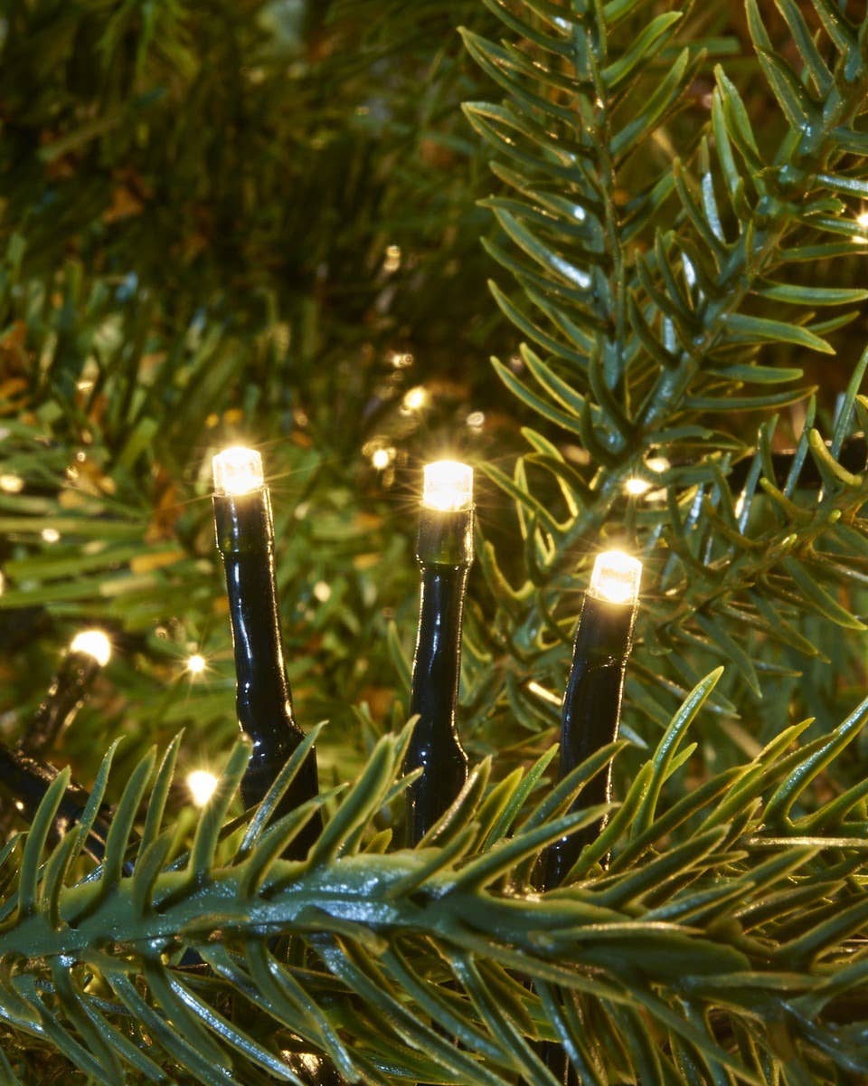 Christmas Place Inc. - Wholesale String Lights - 1000 Warm White Light Set