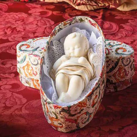 White Chocolate Baby Jesus for wholesale by I Peccatucci di Mamma Andrea