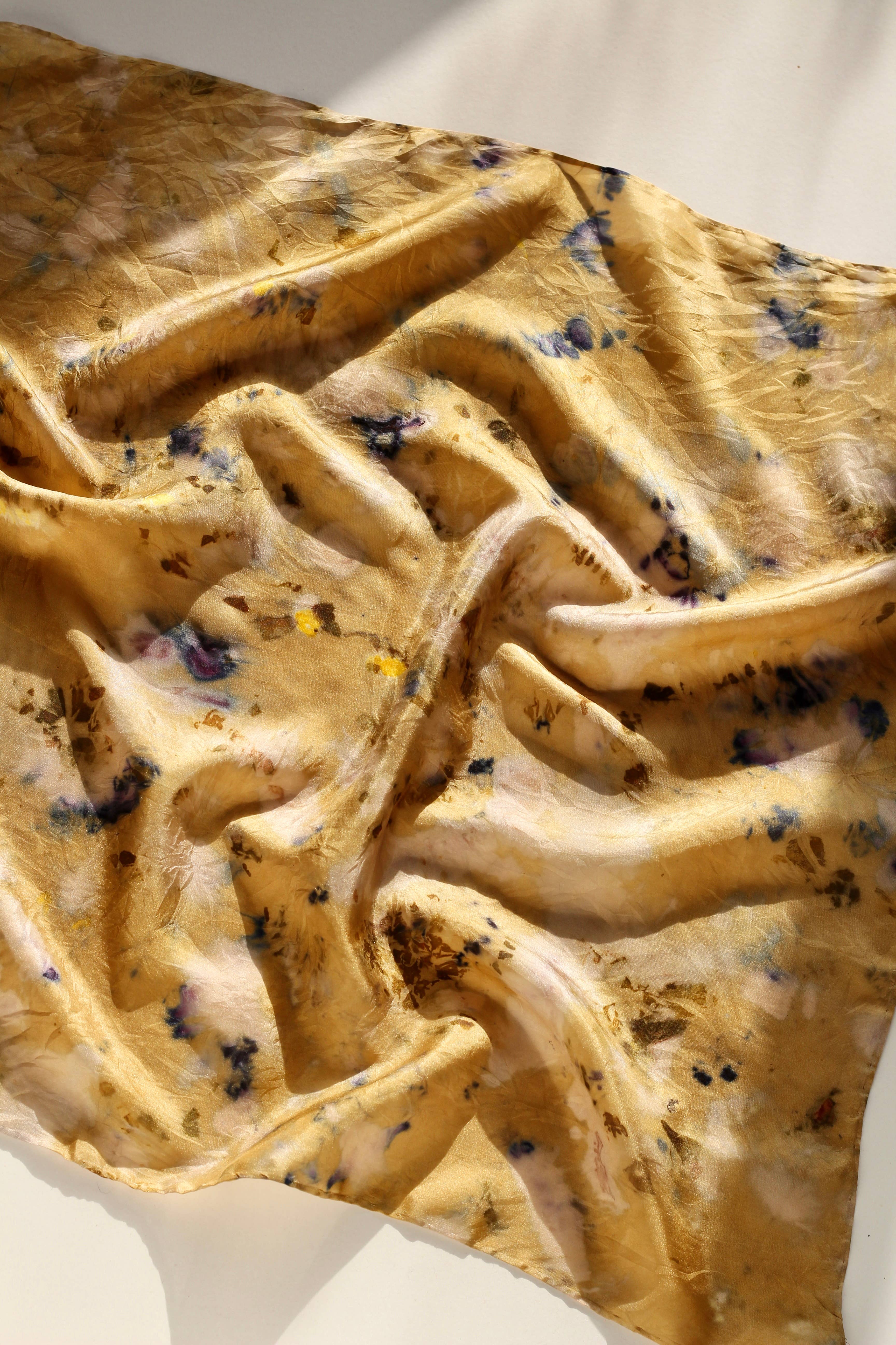 Marram - Vendita all'ingrosso Sciarpa - Donna - Foulard di seta tinta naturalmente - oro2