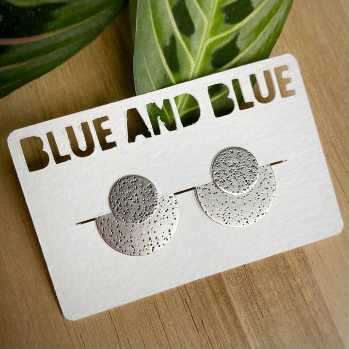 Giubbotti auricolari a disco - Argento Sterling per la vendita all'ingrosso da parte di Blue and Blue