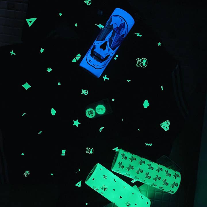 Black Cat Bazaar - Wholesale Insulated mug/tumbler - Glow in the Dark Rainbow Skull 20 oz Tumbler2