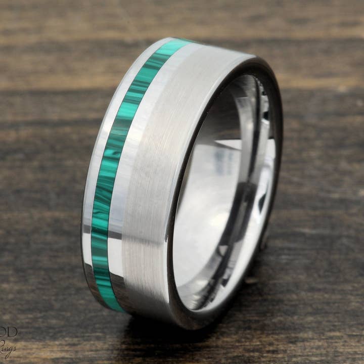 Bague en pierre de malachite | Alliance de 8 mm | Alliance pour homme pour la vente par DreamWood Rings